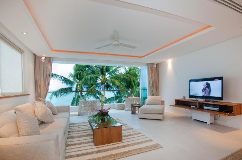 Panu Luxury Beachfront Apartments Бофут Екстериор снимка